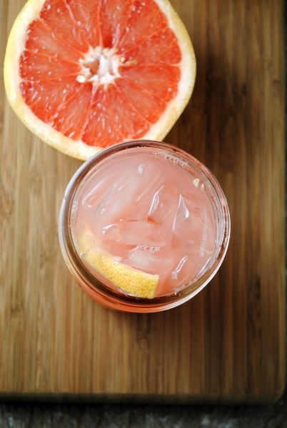 homemade soda, grapefruit soda | Sweet Life Citrus Punch Recipe, Homemade Soda, Fresh Fruit Recipes, Grapefruit Soda, Soda Recipe, Grapefruit Juice, Punch Recipes, Smoothie Drinks, Non Alcoholic Drinks