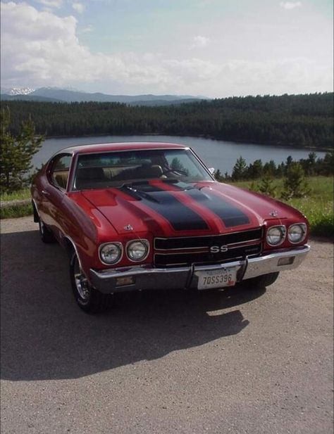 Red Chevrolet, Car Stripes, 1970 Chevrolet Chevelle, 70 Chevelle, Chevy Chevelle Ss, Old Muscle Cars, Chevrolet Chevelle Ss, Chevy Muscle Cars, Vintage Muscle Cars