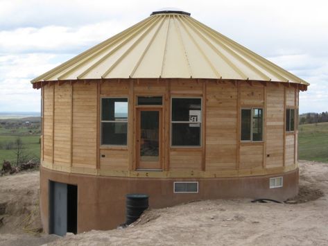 Yurt Homes, Yurt House, Bunkhouse Ideas, Yurt Kits, Round Homes, Grain Bin House, Round House Plans, Yurt Home, Cob Building