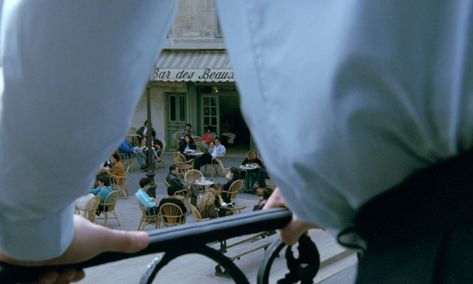 The Vanishing (1988) dir. George Sluizer Night In Paris, The Vanishing, Teen Life, Film Stills, Late Night, Night In, Composition, Paris, Film