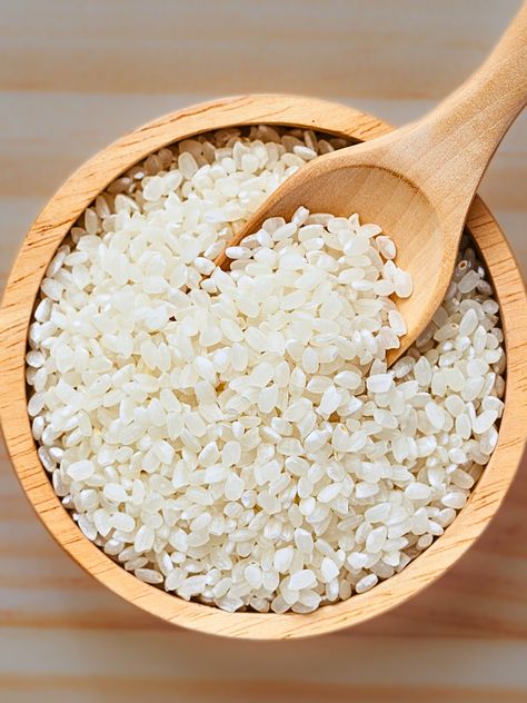 A Guide to Choosing Short-Grain Rice | The Perfect Rice Rice Menu, Short Grain Rice, Short Grain Brown Rice, Sticky Rice Cakes, Rice Types, Rice Substitute, Risotto Dishes, Types Of Sushi, Kitchen Staples