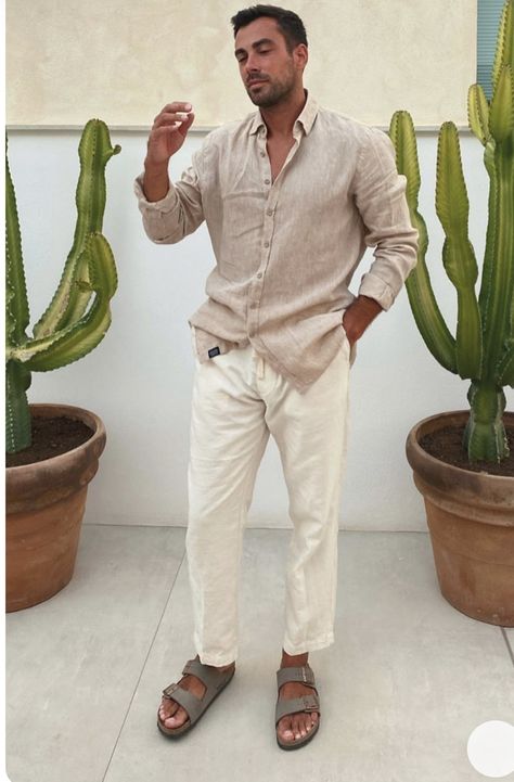 Men Island Outfit, Mens Birkenstocks Outfit Summer, Men Beach Outfit Aesthetic, Men’s Old Money Style Summer, Vacation Men’s Fashion, Vacation Outfits Men, Beach Outfit Men, Cute Beach Outfits, Party Outfit Men