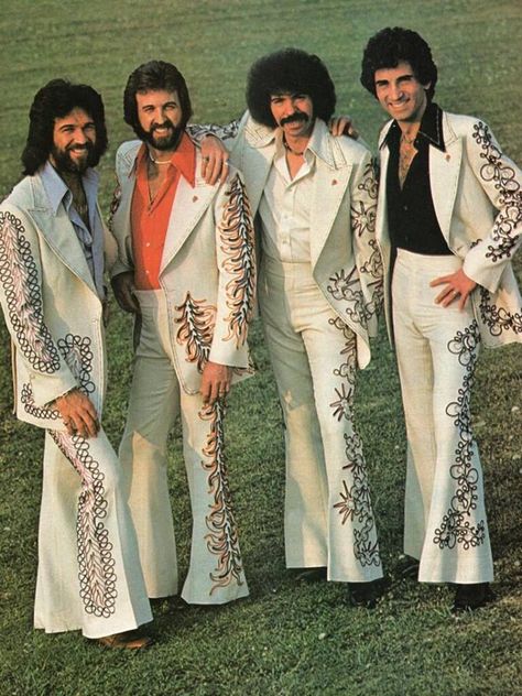 The Oak Ridge Boys... Country Western Singers, The Oak Ridge Boys, Mighty Oaks, Country Music Artists, Country Music Stars, Country Men, Country Music Singers, Country Stars, Country Artists