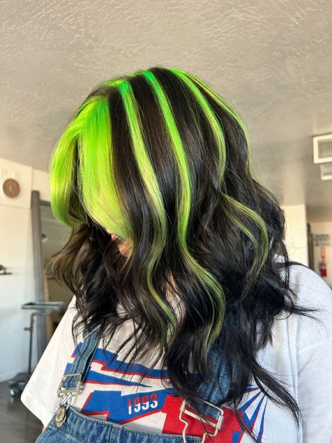 #greenhair #highlights #hairtrends #vividhaircolor #hairstylist Halloween Slime, Brush Pen Art, Vivid Hair Color, Starbucks Halloween, Pulp Riot Hair, Pulp Riot, Trendy Hair, Absinthe, Color Inspo