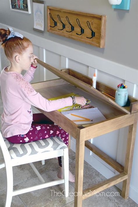 School Desk - buildsomething.com School Table Design, Diy School Desk, School Desk Ideas, Kids Desk Ideas, Diy Kids Desk, Children Desk, Diy Study Table, School Table, Diy Desk Plans