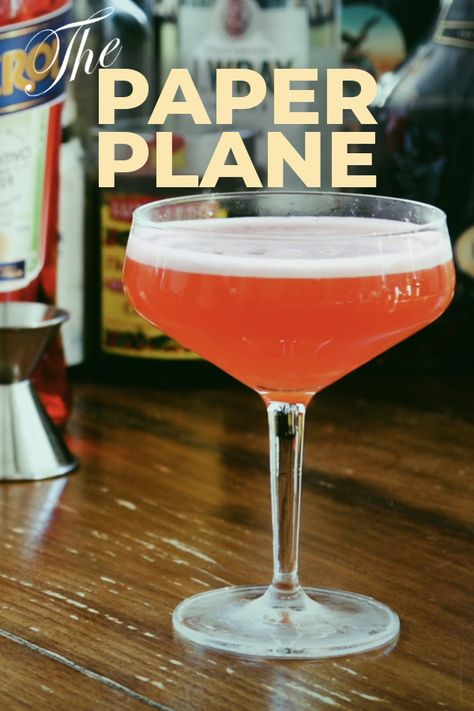 Paper Airplane Drink, Paper Plane Drink, Aperol Cocktails, Paper Plane Cocktail, Whiskey Business, Frozen Drink Recipes, Champagne Recipes Cocktails, Frozen Cocktail Recipes, Frozen Cocktails