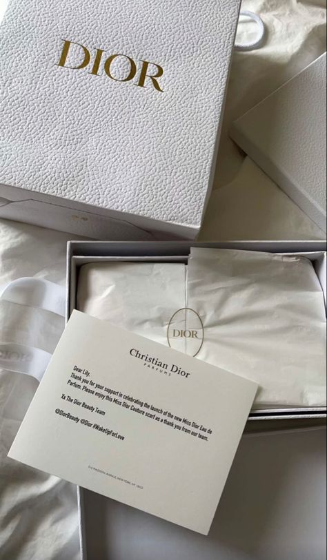 Luxury Brand Packaging, Quote Artwork, Room Artwork, Victoria Secret Pajamas, Pretty When You Cry, Dior Beauty, Dior Couture, Paper Packaging, Personalized Notes