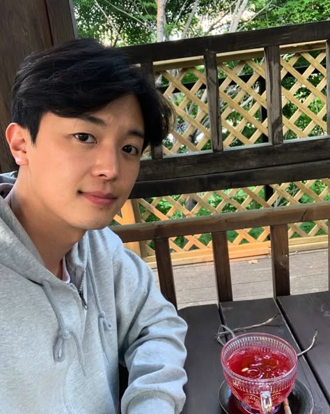 Yeon Woo Jin, Yeon Woo, Korean Actors, Fangirl, Kdrama, Drama, Actors, Instagram Post, Instagram Posts