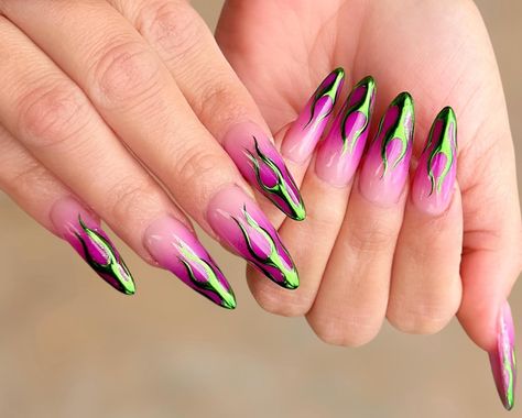 Hot Green Nails, Pink Green Nails Design, Nails Green Pink, Pink And Green Nail Designs, Green And Pink Nails Acrylic, Ombre Flame Nails, Pink And Green Ombre Nails, Rock Festival Nails, Nails With Flame Design