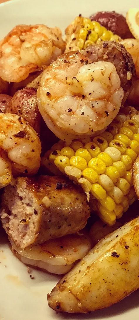 Air Fryer Shrimp Boil Recipes, Flounder Fillet Recipes, Airfryer Shrimp, Shrimp With Vegetables, Boil Shrimp, Low Country Boil Recipe, Chicken Patty Recipes, Fry Shrimp, Frozen Shrimp Recipes