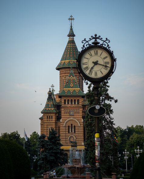 Postcards from 📍Timișoara, Romania 💌 - #romania #timisoara #romaniatravel #placestovisit #travelinspiration #discoverromania #visitromania #travelgram #timisoaracity #travelcommunity Temisvar Romania, Romanian Landscape, Romania Timisoara, Timisoara Romania, Visit Romania, Romania Travel, Romania, Travel Inspiration, Travel Destinations