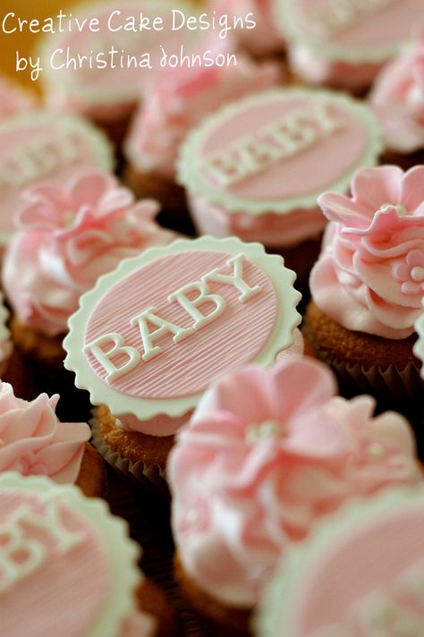 Baby Shower Cupcakes For Girls, Baby Cupcake, Baby Shower Treats, Girl Cupcakes, Baby Shower Desserts, Cupcake Designs, Shower Cupcakes, Shower Bebe