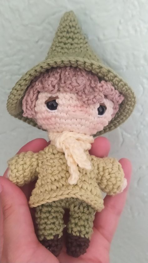 Snufkin Without Hat, Crochet Snufkin, Moomin Crochet Pattern, Snufkin Crochet, Moomin Diy, Moomin Crochet, Moomin Valley, Kawaii Crochet, Fun Crochet Projects