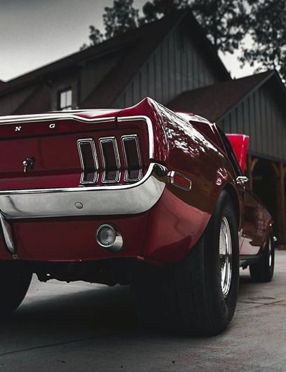 Red Mustang Aesthetic, Mustang Aesthetic, Ford Mustang 1969, Red Mustang, Ford Mustang Car, Cool Car Drawings, Ford Mustang Fastback, Classic Mustang, Mustang Fastback