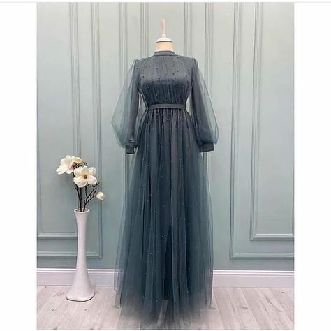 Multiple Colour Available Dress Muslim Modern, Braidsmaid Dresses, Baju Kahwin, Hijab Dress Party, Fashion Dresses Formal, Soiree Dress, Women Dresses Classy, Indian Gowns Dresses, Muslim Fashion Dress