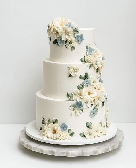 Simple Wedding Cake 1 Tier, Wedding Cake Blue Flowers, Cake Blue Flowers, Small Simple Wedding Cake, Unique Wedding Cards, Fondant Wedding Cakes, Birthday Cake With Flowers, Floral Wedding Cake, Wedding Cakes Blue