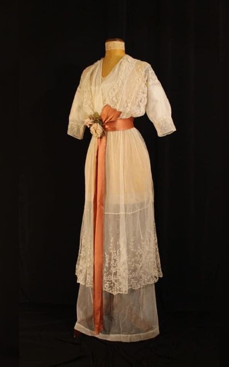 Tea Gown Edwardian, 1912 Day Dress, 1910s Day Dress, 1912 Fashion Women, Edwardian Lingerie Dress, 1912 Dress, Edwardian Day Dress, 1910s Dress, 1910 Dress