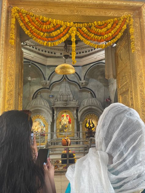 Temple Girl Aesthetic, Mandir Photoshoot Ideas, Muskaan Core, Vrindavan Photography Pictures, Bridal Jewellery Inspiration, 4k Wallpaper For Mobile, Baby Photoshoot Boy, Emoji For Instagram, Best Friend Quotes For Guys