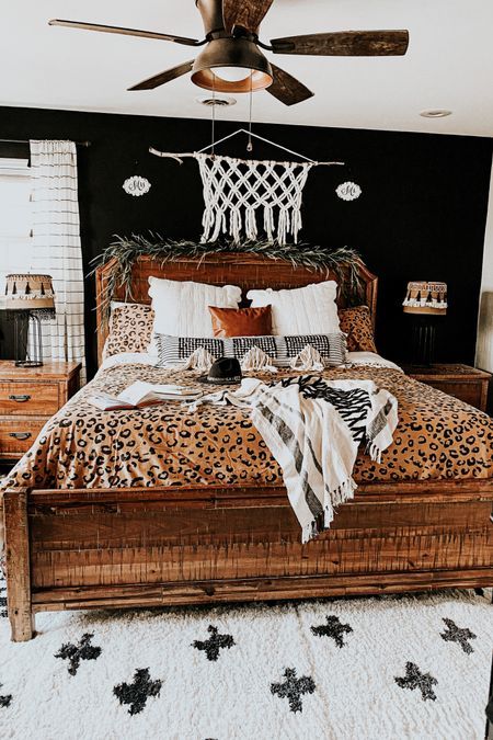 Western Room Ideas, Western Bedrooms, Western Bedroom Decor, Western Rooms, Western Bedroom, Redecorate Bedroom, Country Bedroom, Western Home Decor, Remodel Bedroom