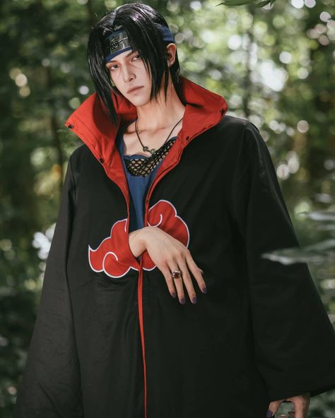 Itachi Uchiha Cosplay Female, Madara Uchiha Cosplay, Itachi Cosplay Female, Akatsuki Modern, Itachi Uchiha Cosplay, Cosplay Itachi, Madara Cosplay, Ino Cosplay, Akatsuki Cosplay