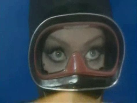 Eva Kant (Marissa Mell) in the 1968 movie "Danger: Diabolik" Danger Diabolik 1968, Danger Diabolik, Scuba Woman, Vintage Scuba, Snorkel Mask, Scuba Girl, Space Suit, Diabolik, Tv Movie