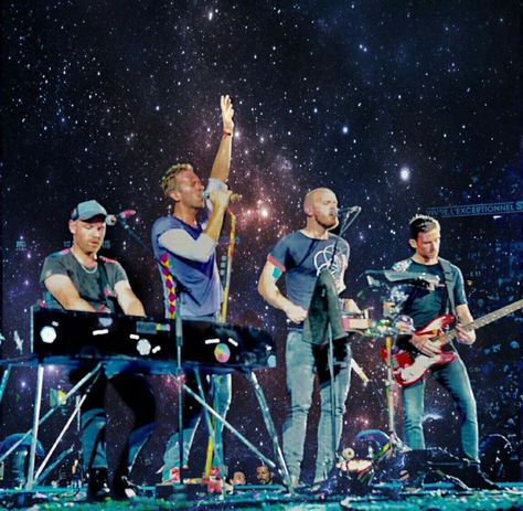 Coldplay Concert Aesthetic, John Mayer Poster, Coldplay Poster, Coldplay Band, Coldplay Wallpaper, Enya Music, Coldplay Chris, Cold Play, Chris Martin Coldplay