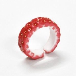 Strawberry Stuff, Strawberry Things, Dope Jewelry, Funky Jewelry, Cute Accessories, Dream Jewelry, Pretty Jewellery, Jewelry Inspo, Strawberry Shortcake