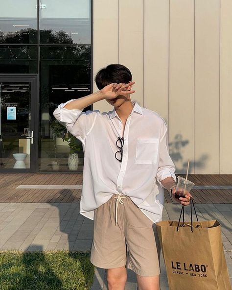 Korean Aesthetic Men Outfits, Streetwear Fashion Korean Men, Asian Guy Outfits Summer, Asian Guy Summer Outfits, Filipino Summer Outfits, Summer Fits Asian Men, Summer Male Outfits Korean, Asian Male Fashion Summer, Korean Guy Outfits Summer