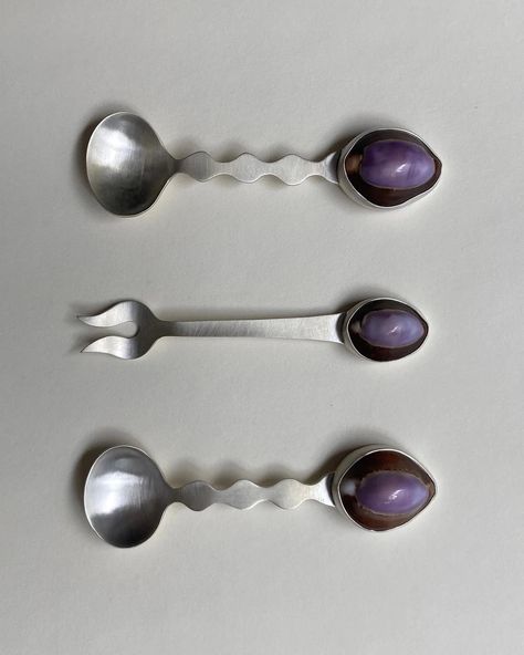 Yes, this cutlery is sexy. All thoughtfully crafted from pure silver, entirely handmade in Mexico City by La Ma r. Available online Cool Silverware, Ethereal Furniture, Funky Cutlery, Unique Silverware, Unique Utensils, Cutlery Design, Silver Cutlery, Sterling Silver Spoons, Vintage Silverware