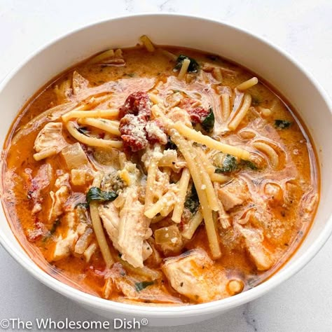 Tuscan Chicken Soup is based off the viral Marry Me Chicken recipe. It's full of garlic, parmesan, & sun dried tomatoes. Tuscan Chicken Soup, The Wholesome Dish, Marry Me Chicken Recipe, Tuscan Chicken Pasta, Best Pancake Recipe, Marry Me Chicken, Tuscan Chicken, Tasty Pancakes, Savory Soups