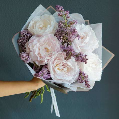 Here at The Scarlet Flower, seeing AND smelling is believing! This delicious bouquet includes: Peony, Lilac and a little bit of Our Love. Perfect for making your home smell like a meadow of flowers. Size “Standard” in the picture. OC and LA County same day delivery available. 🚗 Have any questions or looking for something more specific? Call us now at (213) 214 - 0044 Meadow Of Flowers, White Peonies Bouquet, Lilac Wedding Bouquet, Lilac Bouquet, Bridal Bouquet Peonies, Purple Bouquet, Flower Room, Colourful Flowers, Wedding Flowers Summer