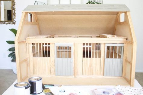 BEFORE: How to DIY Your Mini Horse Barn full tutorial plus before and after photos. #DIYdollhouse #diyhorsebarn #dollhousemakeover Diy Horse Stable Toy, Mini Horse Barn, Miniature Horse Barn, Old Dollhouse, Barn Makeover, Toy Horse Stable, Dollhouse Renovation, Ikea Dollhouse, Play Horse