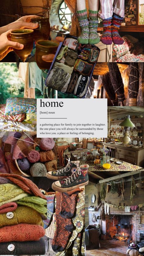 #burrow #theburrow #harrypotter #wizardingworld #foundfamily #home #weasley #ronweasley The Weasley Family Aesthetic, The Burrow Harry Potter, Interior Paint Schemes, Weasley Aesthetic, Weasley Family, The Burrow, Hobbit Hole, Harry Potter Aesthetic, Harry Potter Party