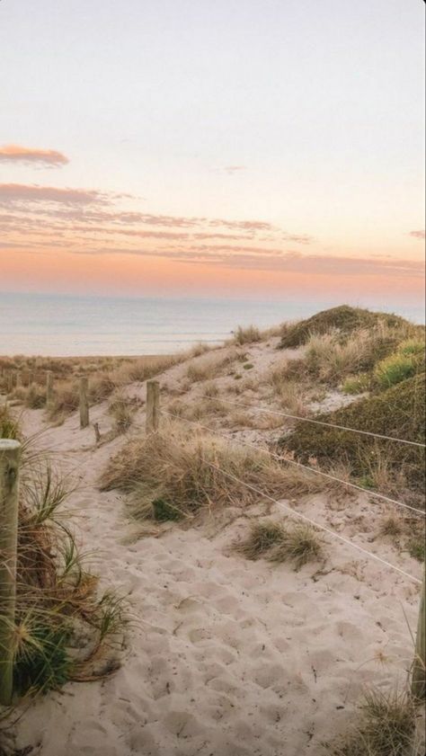 Era Victoria, Collage Des Photos, World Of Wanderlust, Wallpaper Estetika, Stardew Valley, Sand Dunes, Beach Aesthetic, Nature Aesthetic, Pretty Places