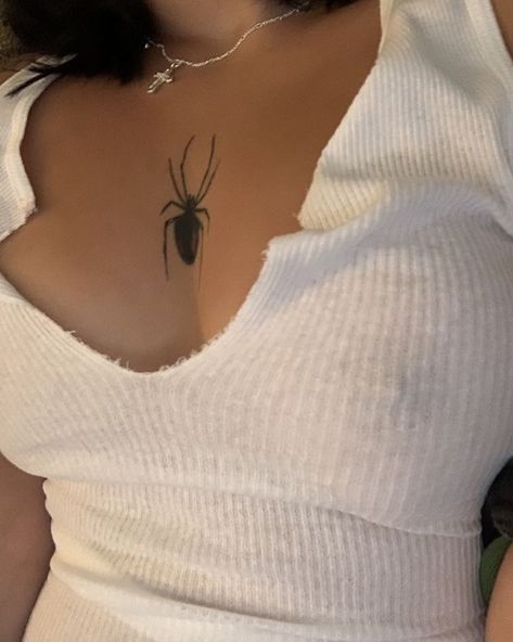 Tasteful Tattoos, Spider Tattoo, Tattoos For Black Skin, Red Ink Tattoos, Pretty Tattoos For Women, Dope Tattoos For Women, Cute Tattoos For Women, Discreet Tattoos, Dainty Tattoos