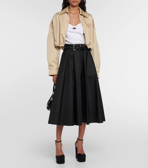 Prada Skirt Outfit, Prada Inspired Outfit, Hoi An Tailor, Prada Skirt, Belted Midi Skirt, Knee Skirts, A Signature, Black Midi Skirt, Fall Skirts