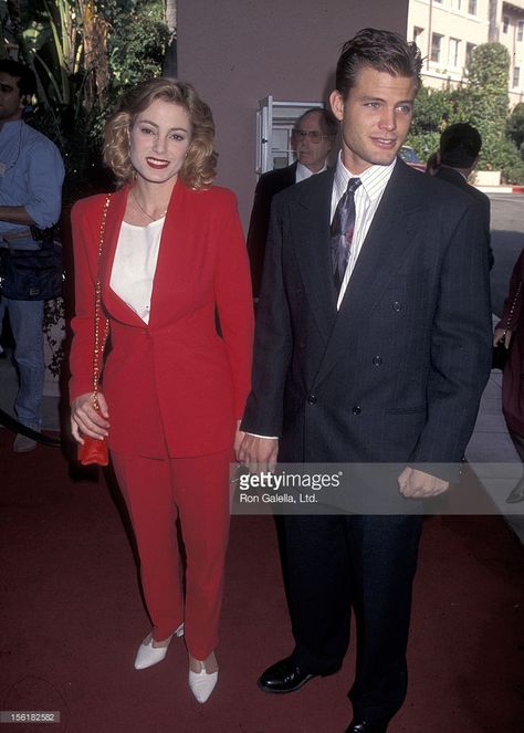 Actress Carrie Mitchum and actor Casper Van Dien attend the Hollwyood Women's Press Club's 55th Annual Golden Apple Awards on December 10, 1995 at Beverly Hills Hotel in Beverly Hills, California. Casper Van Dien, Beverly Hills Hotel, Golden Apple, Beverly Hills California, Beverly Hills, Carry On, Real Life, Getty Images, Resolution