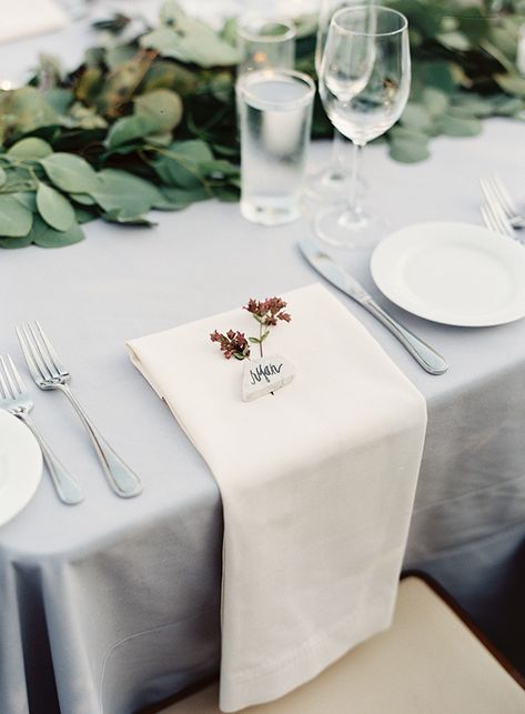 Romantic California Wedding Ideas via oncewed.com Plates And Silverware, Wedding Locations California, Diy Wedding Table, Intimate Dinner, Wedding Place Settings, Beautiful Table Settings, Pretty Tables, Wedding Table Settings, Wedding Tablescapes