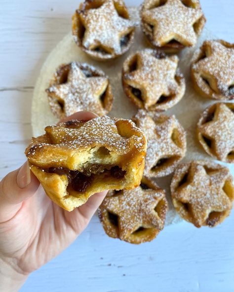 You can’t beat a homemade mince pie😍🎄... - Gluten Free Alice Gluten Free Mince Pies, Mince Pie Filling, Gluten Free Icing, Homemade Mince Pies, Butter Block, Gluten Dairy Free, Mince Pie, Dairy Free Gluten Free, Gluten And Dairy Free