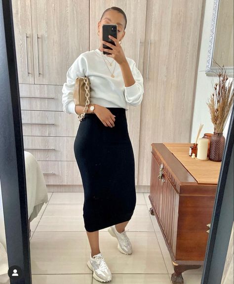 Zara Bag, Modesty Outfits, Dressy Casual Outfits, Cute Modest Outfits, Maxi Outfits, Stylish Work Attire, Effortlessly Chic Outfits, Modesty Fashion, Skirt And Sneakers