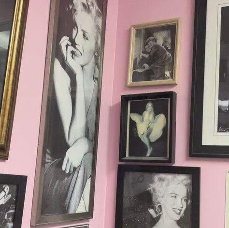 Marilyn Monroe Room, Cottagecore Art, Space Nails, Dreamy Room, Dream Room Inspiration, Dream Apartment, House Room, Room Inspiration Bedroom, Dream House Decor