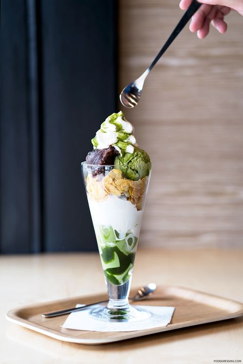 Japanese Matcha Dessert, Aesthetic Parfait, Parfait Japanese, Matcha Syrup, Whipped Icing Recipes, Matcha Parfait, Ice Cream Matcha, Vanilla Soft Serve, Flour Dumplings