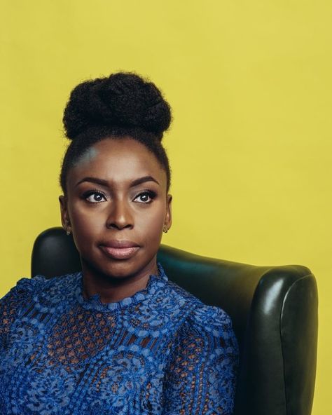 Chimamanda Ngozi Adichie, Reading Groups, Inspiring Women, Please Stop, Inspirational Women, Powerful Women, Strong Women, Role Models, Girl Power