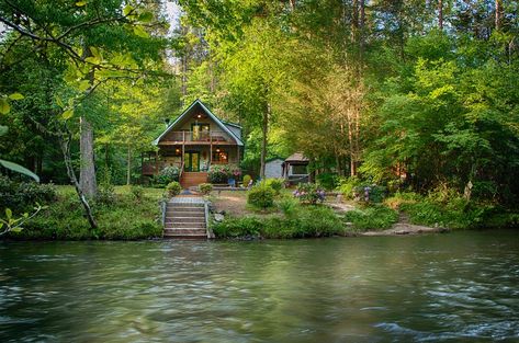 Blue Ridge Log Cabins, Fishing Cabin Decor, Hot Tub Fireplace, Tub Fireplace, Stainless Steel Coffee Maker, Fishing Cabin, Blue Ridge Ga, River Cabin, Getaway Cabins