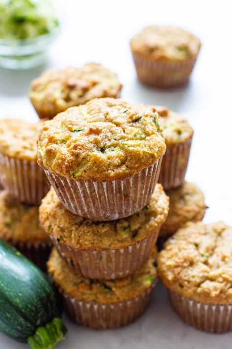 Zucchini Muffins Healthy, Almond Flour Muffins, Zucchini Recipes Healthy, Healthy Zucchini, Healthy Muffin Recipes, Almond Flour Recipes, Zucchini Muffins, Healthy Muffins, Flour Recipes