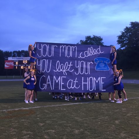 Banners For Football Games Cheer, Run Out Posters For Football, Cute Football Run Through Signs, Cheerleader Signs For Football Games, Football Bust Through Signs, Run Out Banners For Football, Run Through Signs Football Hoco, Hoco Run Through Signs, Spirit Signs For School Football