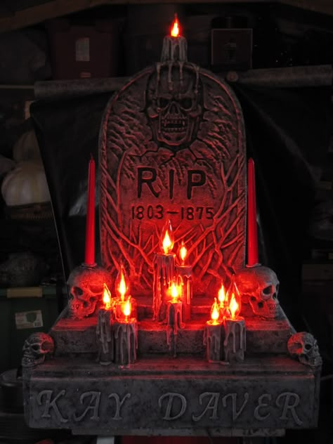 DIY  RIP Tombstone made using a string of flickerlights [sold for Christmas]. Nice addition the the graveyard scene! #yardhaunt Halloween Cemetary, Rip Tombstone, Halloween Cemetery, Graveyard Scene, Halloween Outside, Yard Haunt, Halloween Props Diy, Halloween Graveyard, Foam Letters