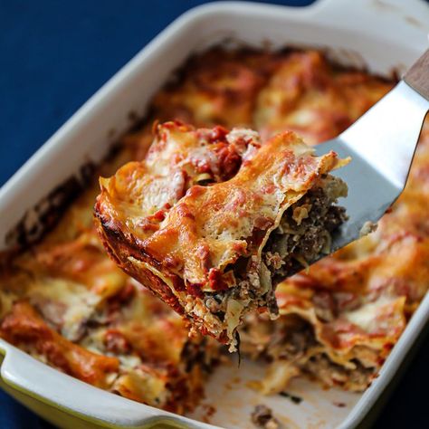 Move over granny, Sip Bite Go’s smoked lasagna on a Traeger pellet grill recipe is here to WOW at your next family gathering. Smoked Lasagna, Lasagna With Ground Beef, Smoked Pasta, Smoker Recipes Chicken, Pit Boss Recipes, Easy Smoker Recipes, Pit Boss Pellet Grill, Pellet Smoker Recipes, Smoker Ideas