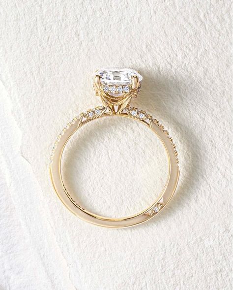 TACORI 18k yellow gold round brilliant engagement ring. Style number 268315RD Tacori Engagement Rings Round, Tacori Rings, Round Brilliant Engagement Ring, Top Engagement Rings, Tacori Engagement Rings, Round Solitaire Engagement Ring, Round Solitaire, Dream Engagement, Dream Engagement Rings