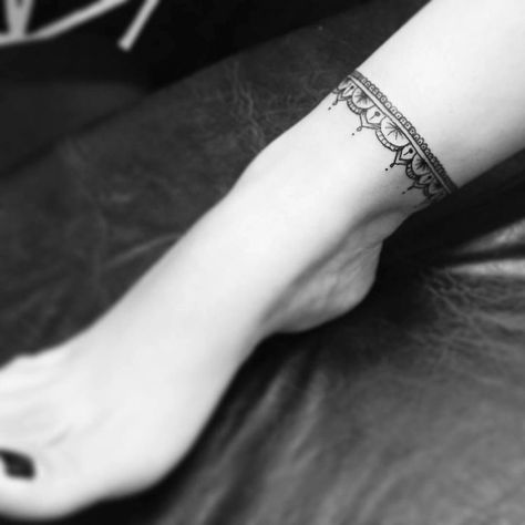 Small Tattoos Black, Small Tattoos Black Women, Ankle Cuff Tattoo, Anklet Tattoos For Women, Tattoos Black Women, Ankle Band Tattoo, Word Tattoo Ideas, Cuff Tattoo, Hippie Tattoo